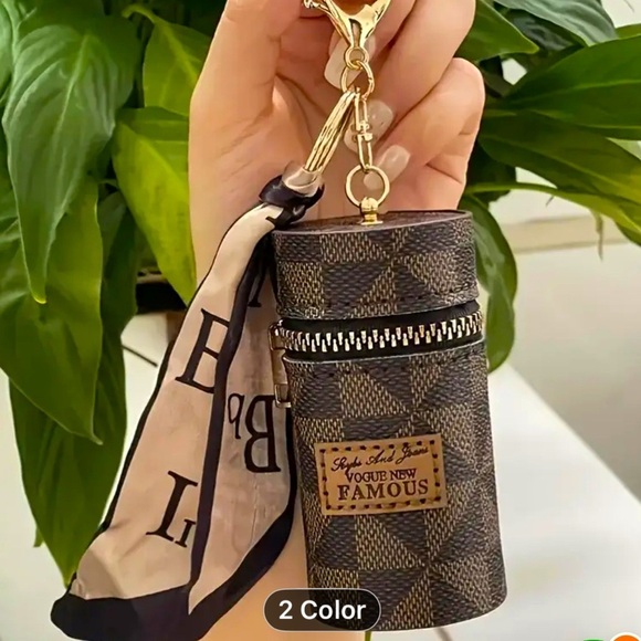 The Unbranded Brand Accessories - Unbranded, Keychain zipper closure for change or lipstick